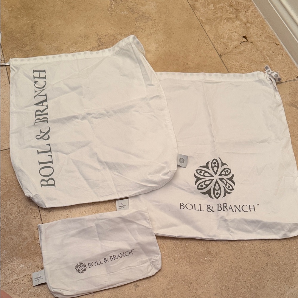 Boll & Branch White Travel Pouch Set/Dust Bags